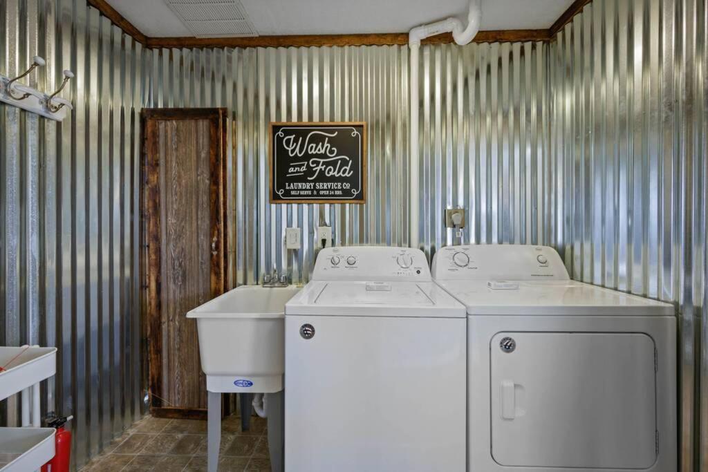 Happy Trails - Cobbly Nob Resort Home Гатлинбург Экстерьер фото